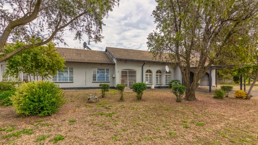 4 Bedroom Property for Sale in Elandia Free State
